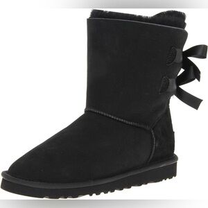 🔥SEND OFFERS🔥UGG
Mini Bailey Bow II Water-Resistant Booties​
